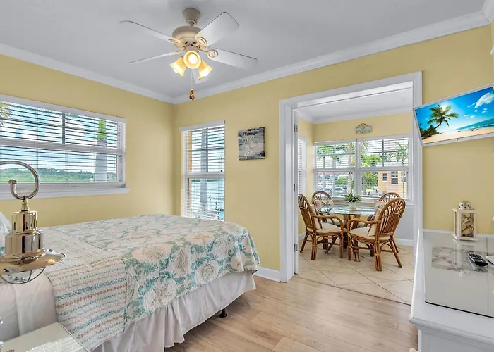 Barefoot B201 Holiday home