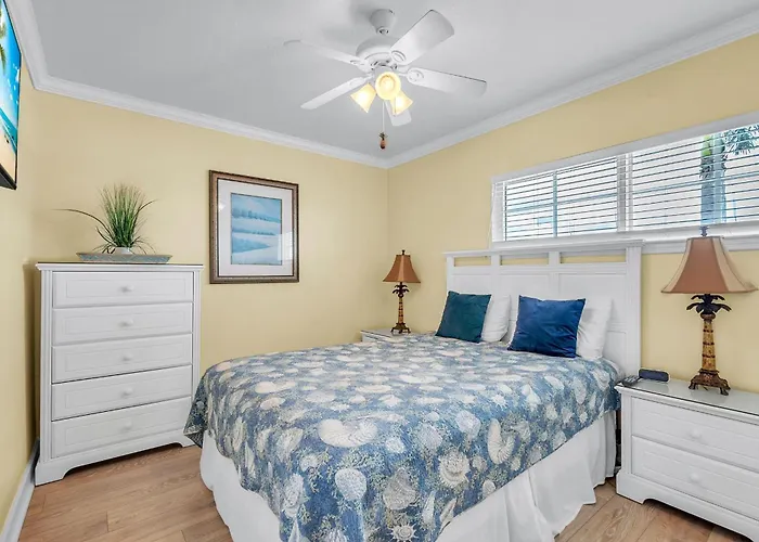 Holiday home Barefoot B201 *